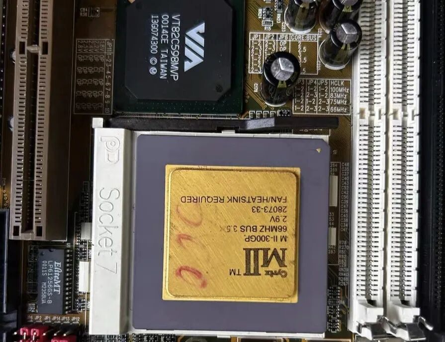 Socket 7主板跳线表示意图