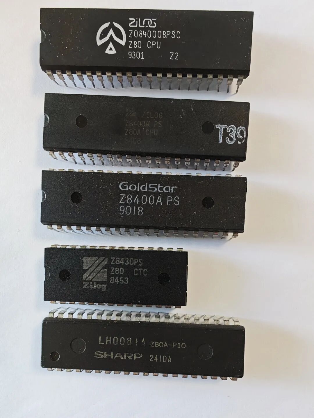 Z80系列芯片实物图