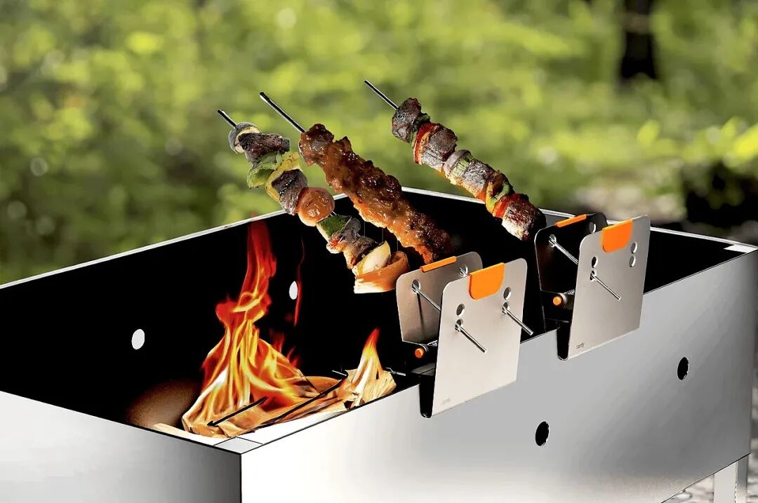 户外烧烤场景图