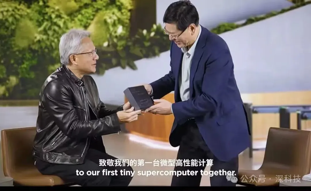 英伟达与联想高管合影