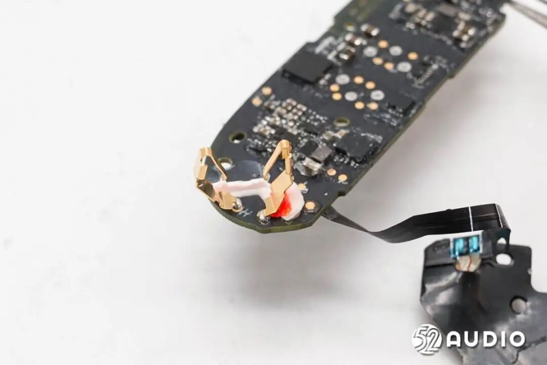 耳机充电金属弹片