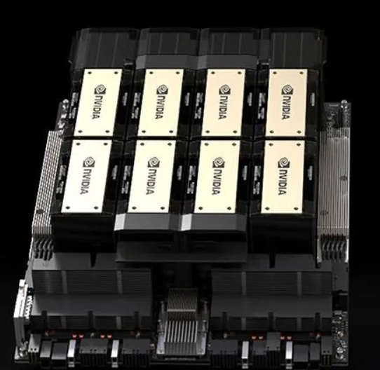 NVIDIA B200 GPU 散热模块与电路板特写