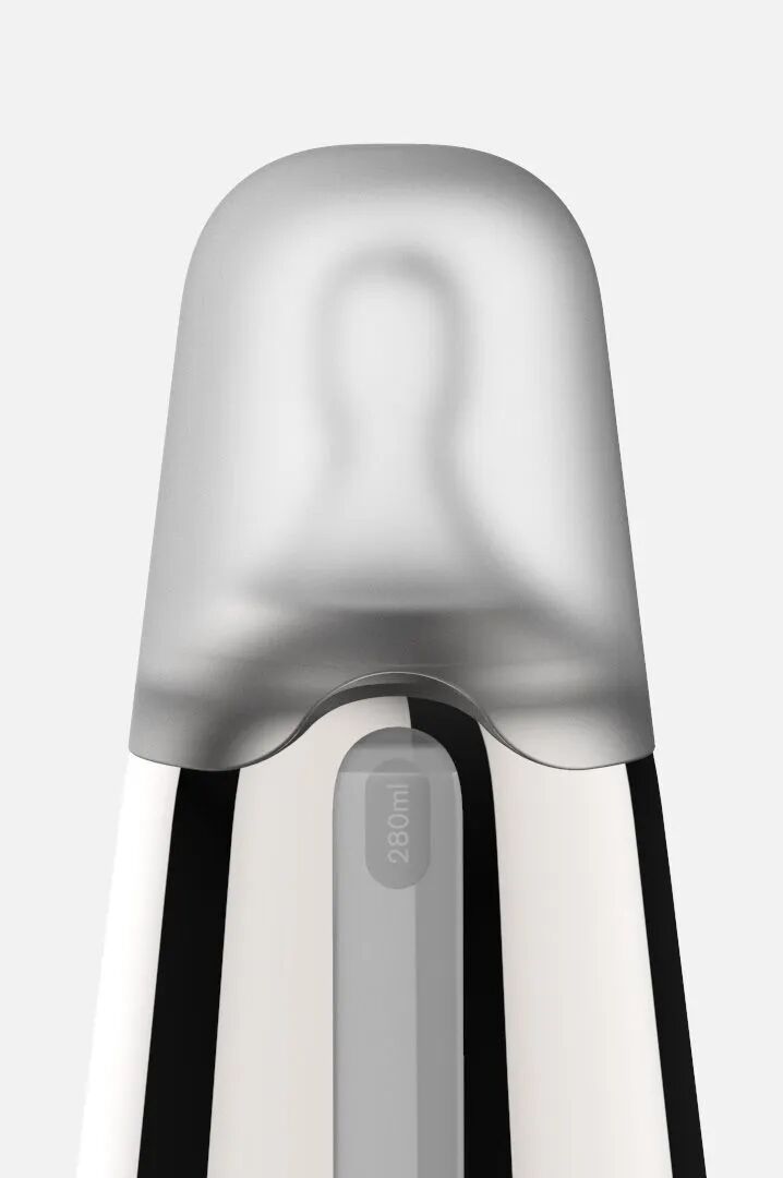 半透明盖子的现代条纹容器