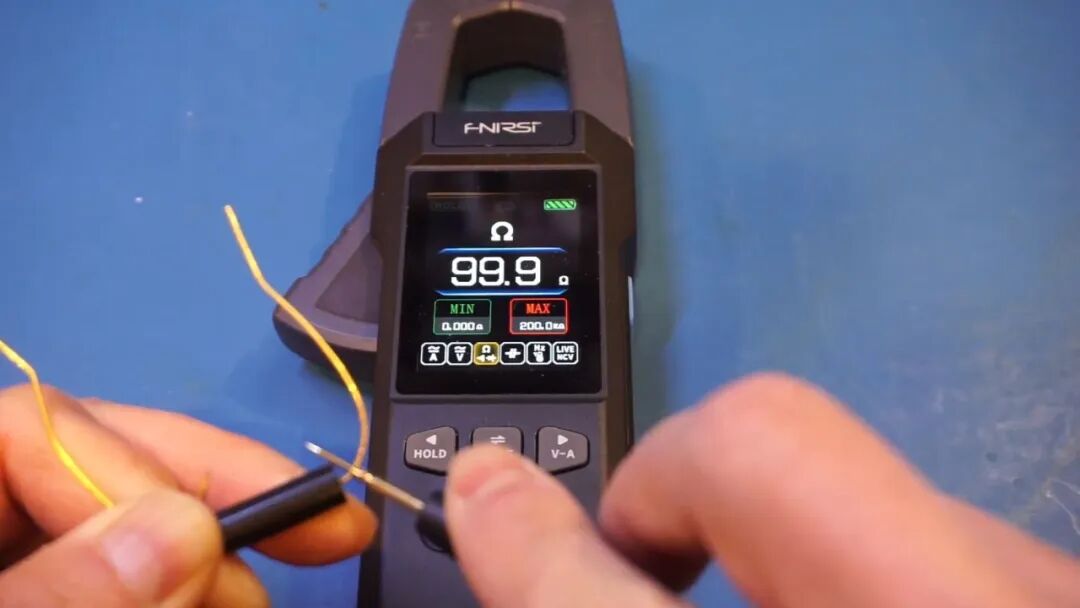 DMC-100 测量 100Ω 基准电阻读 99.9Ω