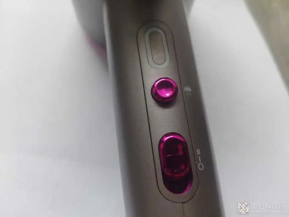手柄冷热风切换键与风速拨动开关