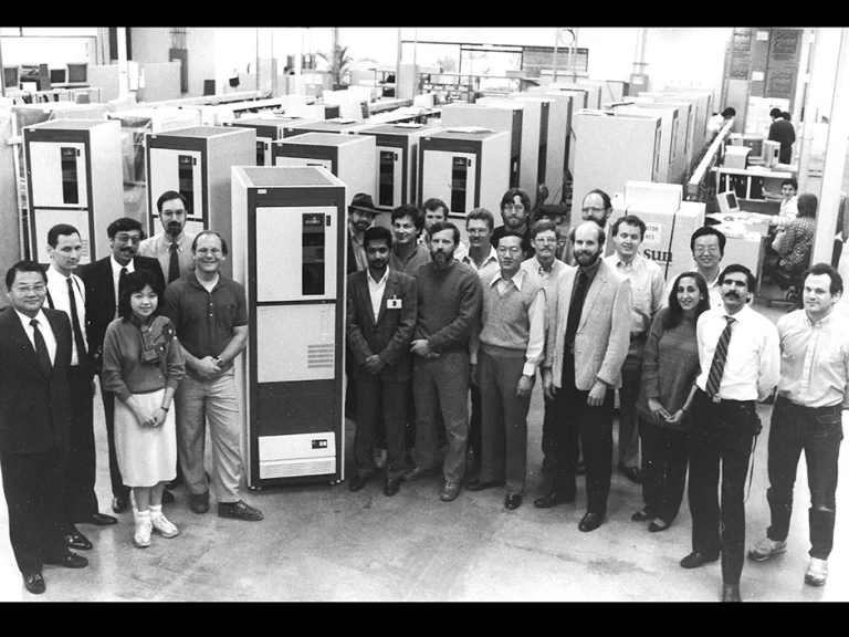 Sun公司早期机房团队合影