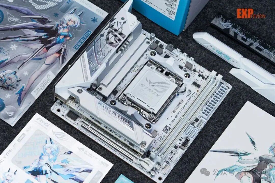 主板与二次元周边配件