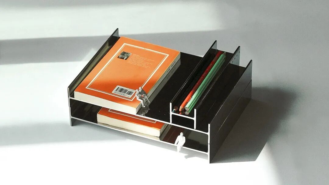 黑色金属书架设计