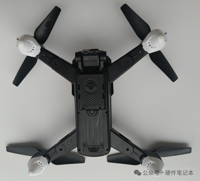 无人机底部视图