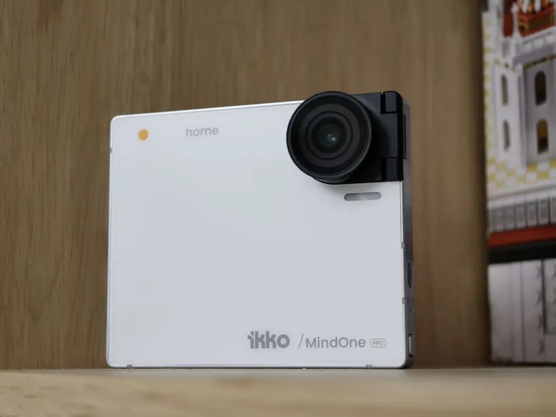 白色版iKKO MindOne PRO相机