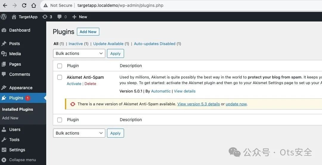 WordPress插件管理页面,显示已安装的Akismet Anti-Spam插件。