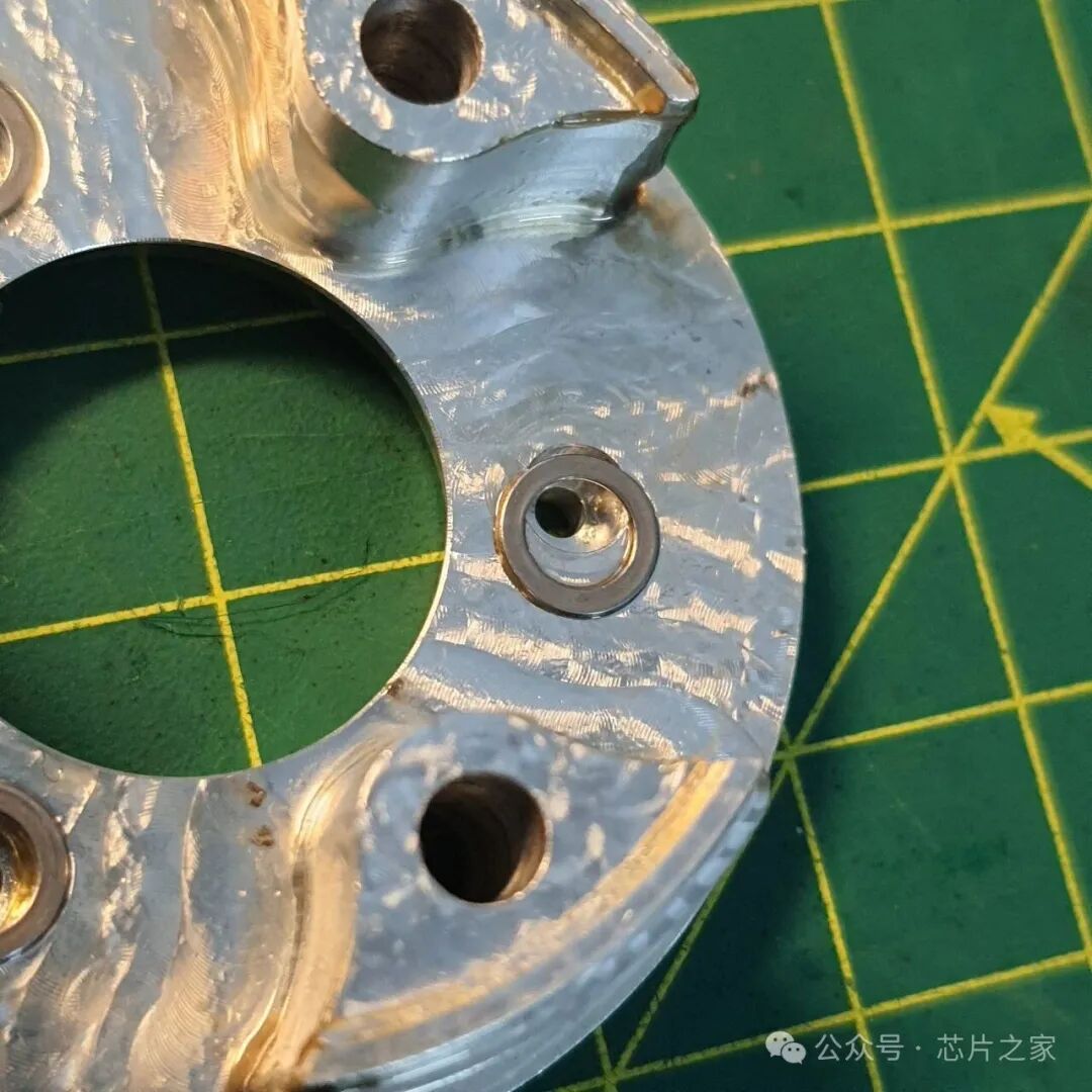 输出轴壳体另一角度视图