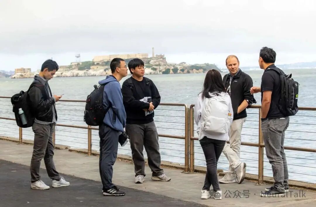 与Chris Lattner等人的合照