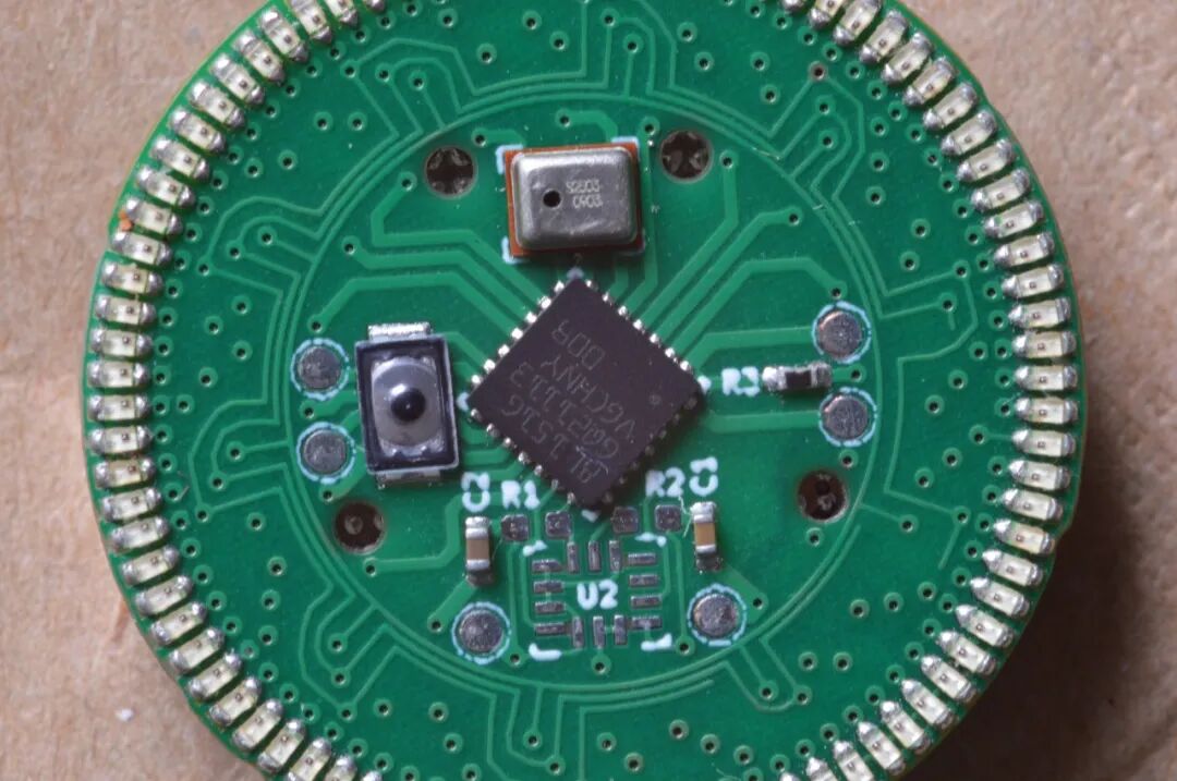 HALO-90 PCB电路板特写