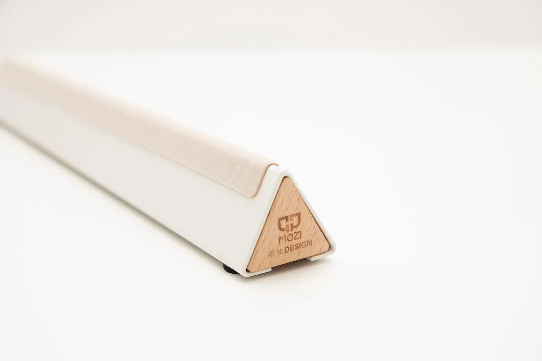 MOZI DESIGN品牌标识特写