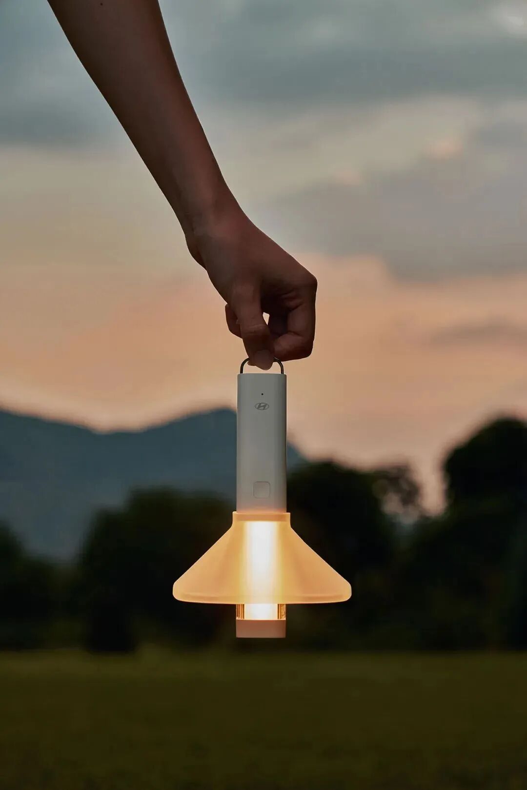 黄昏手提便携灯