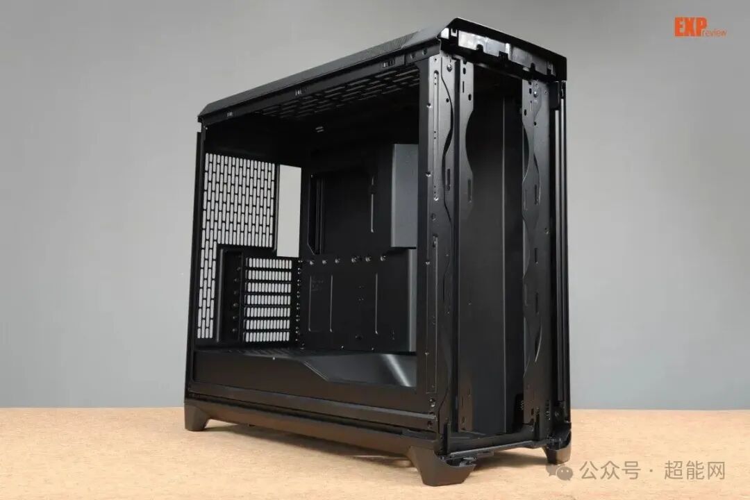 分形工艺Meshify 3 XL机箱内部结构