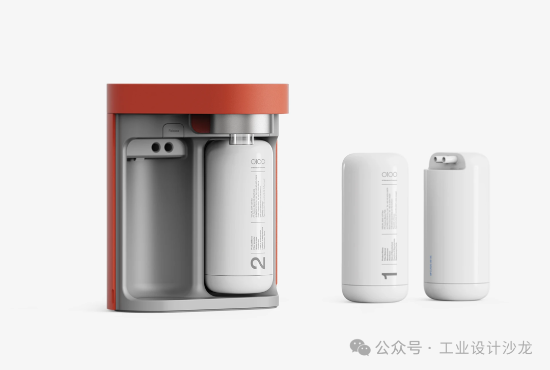 展示净水器主体与两个滤芯组件的分解图