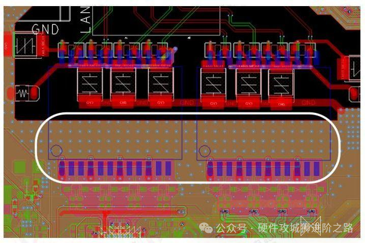 PCB热成像图展示网络变压器区域发热情况