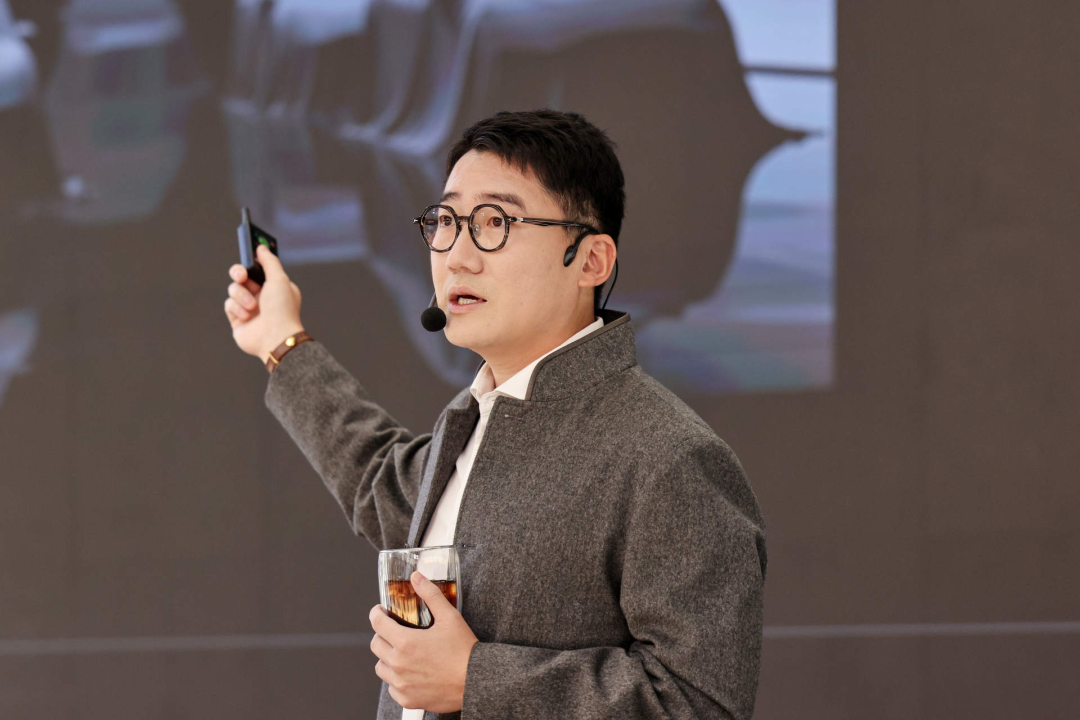 禾赛CEO李一帆在发布会演讲