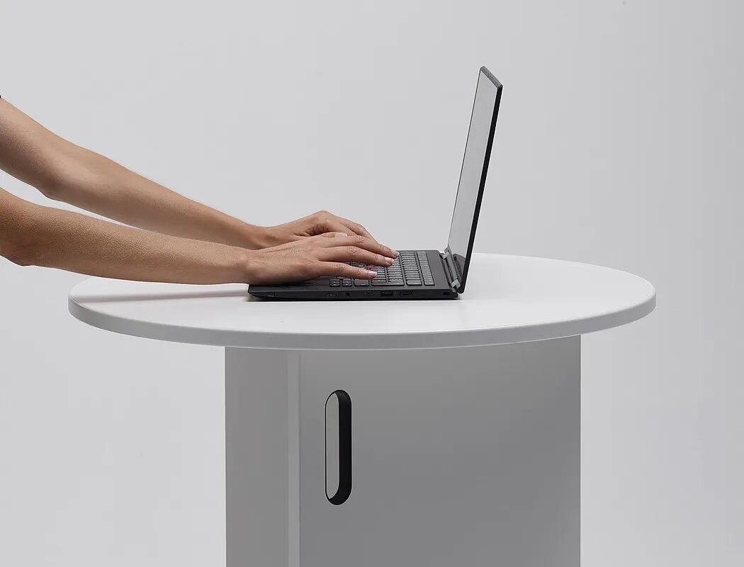 TEMP便携站立式办公桌实际使用场景