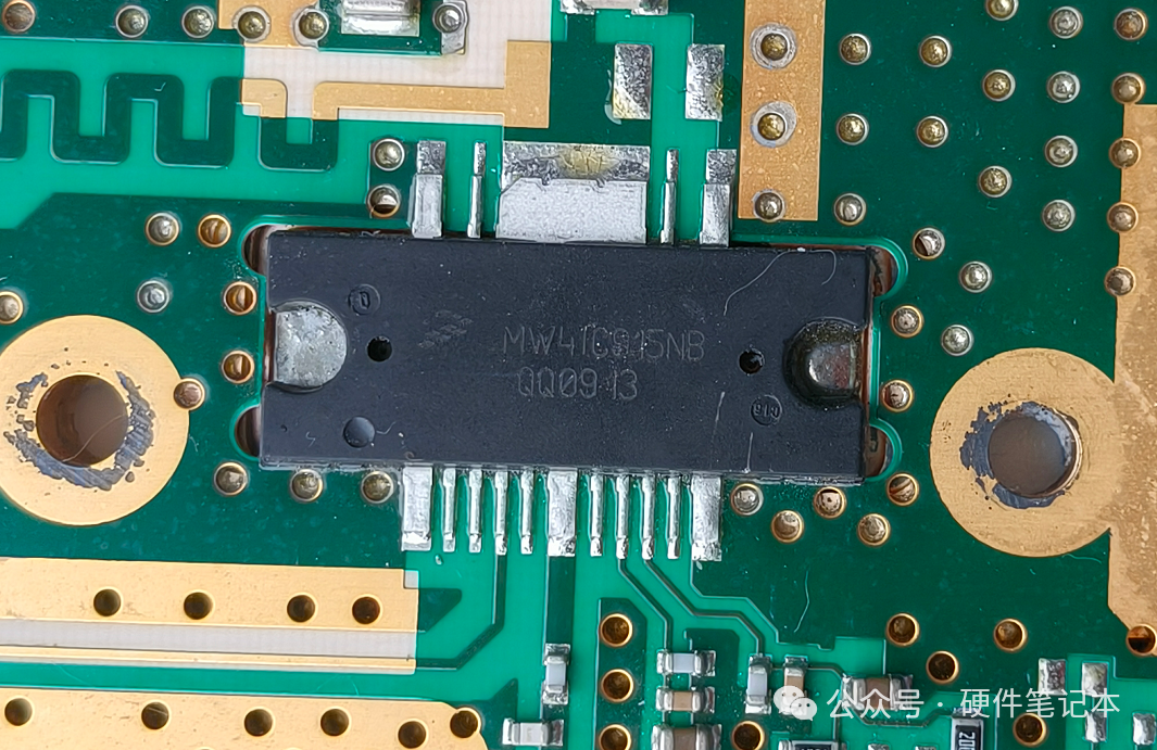 丝印为MW41915NB的未知芯片