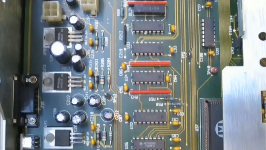 Wavetek 395 ECL/TTL 转换芯片与跳线