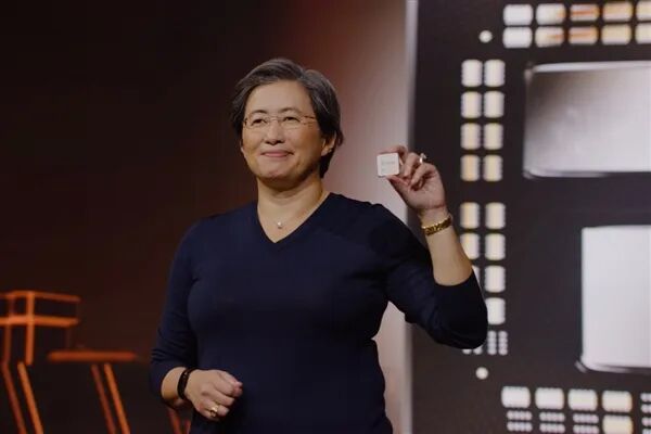 AMD CEO苏姿丰在活动现场