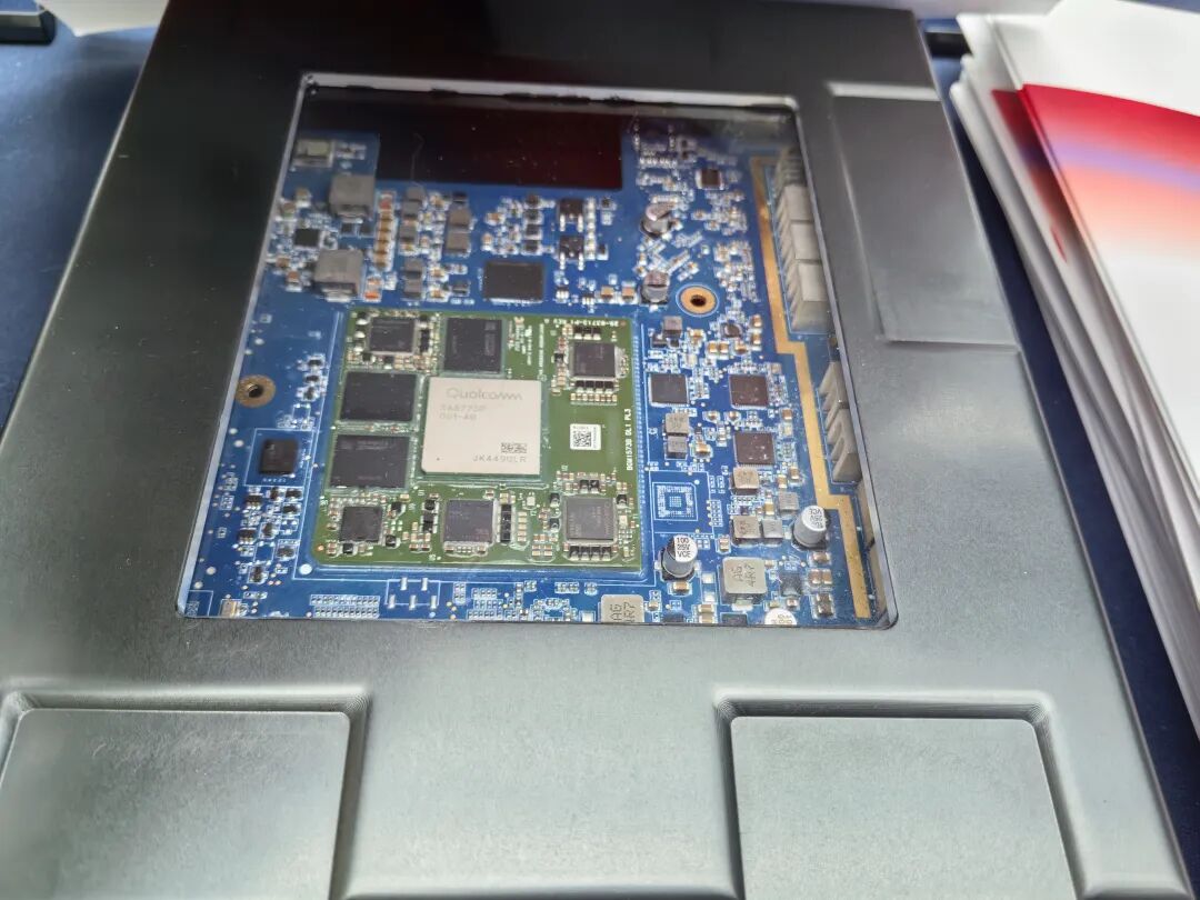 含Qualcomm QCA6391芯片的电路板特写