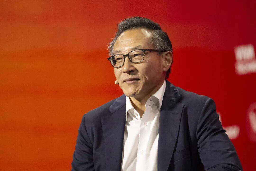 蔡崇信在论坛演讲