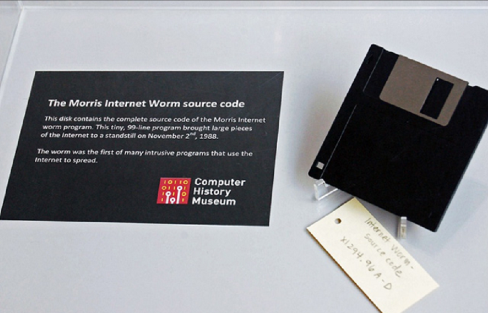莫里斯蠕虫病毒的源代码软盘