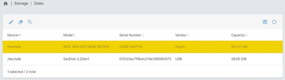 存储磁盘列表，显示sda和sdb