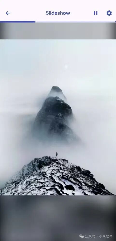 Immich 应用内幻灯片播放一张雪山风景照片