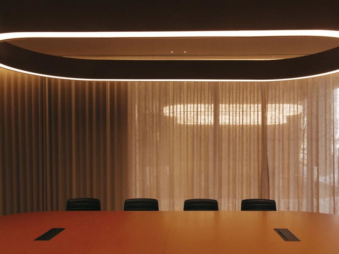 URW总部现代风格会议室