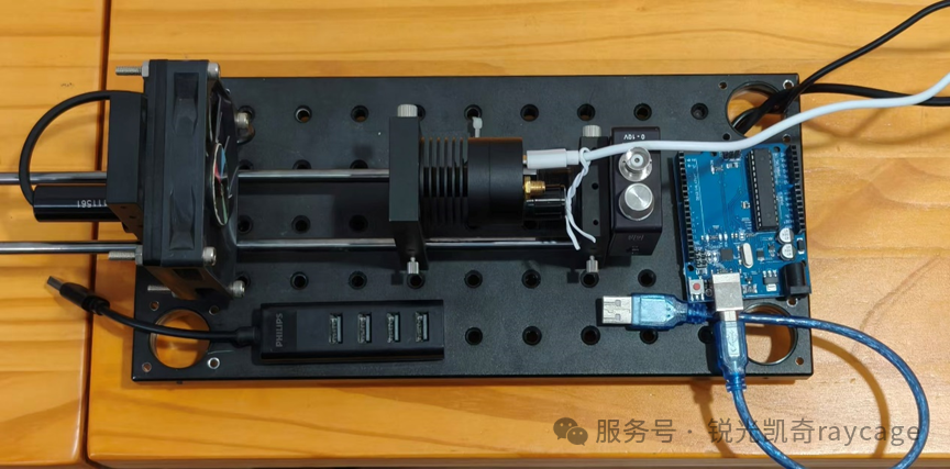 风扇频闪系统硬件搭建实物图