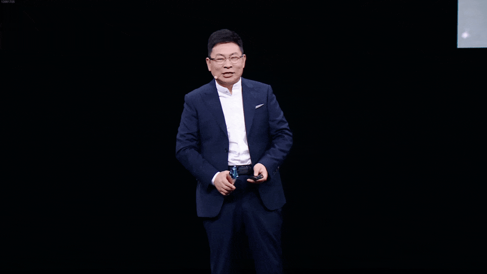 发布会演示20倍长焦视频效果对比