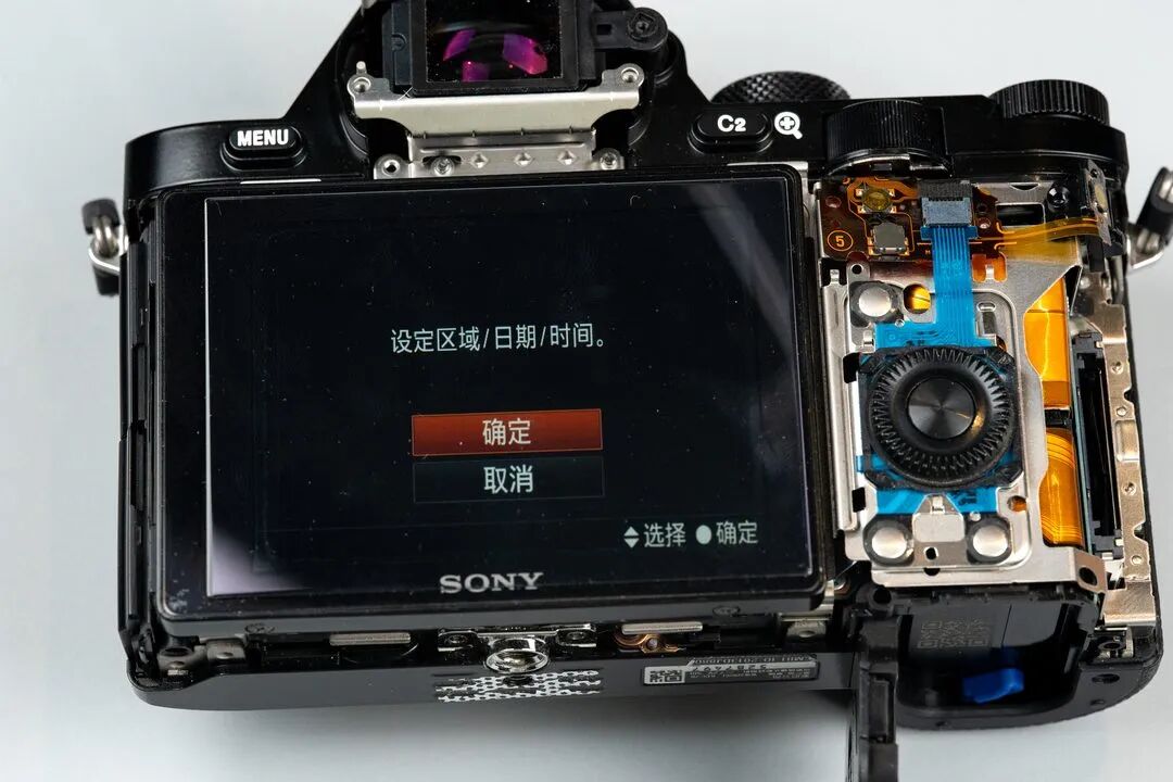 索尼A7R首次开机设定区域日期时间界面