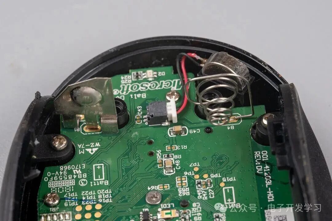 主板Microsoft丝印和测试点