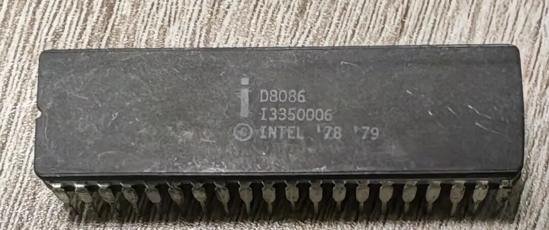 Intel D8086 芯片