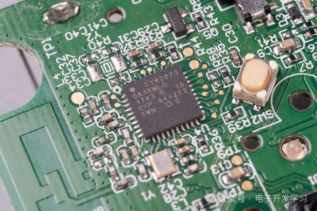 CYW20719主控芯片QFN封装特写