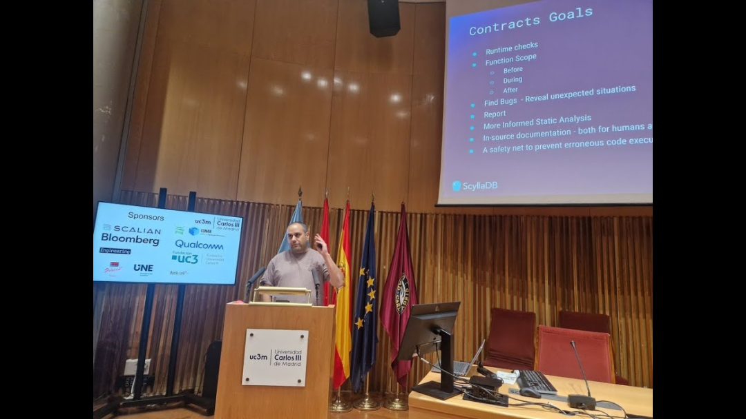 Bjarne Stroustrup 关于C++26合约的演讲现场