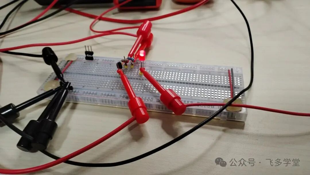 开关电路实验实物连接
