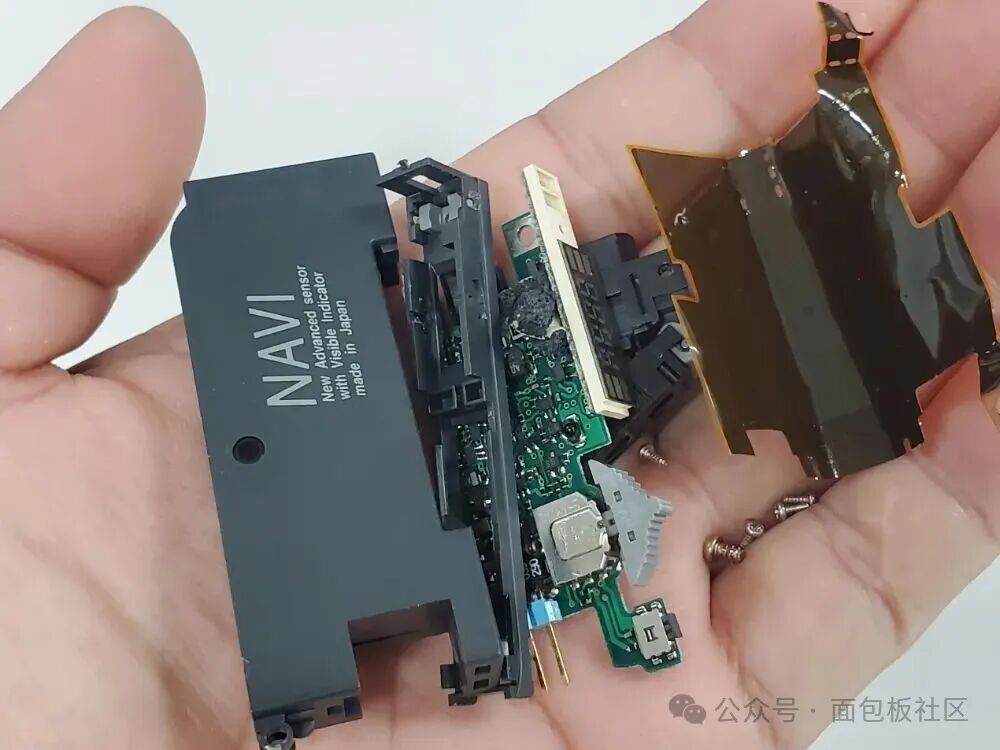 拆解全家福所有零组件