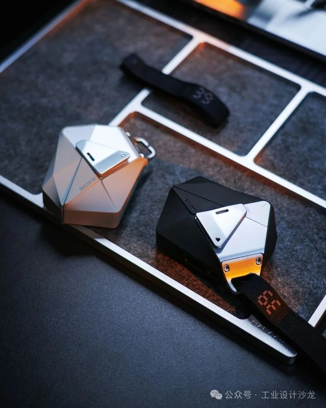 几何造型便携设备与腕带