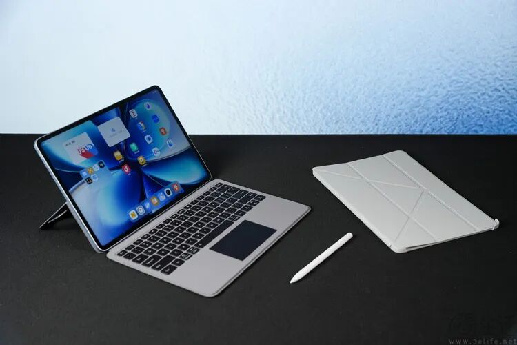 vivo Pad 6 Pro完整桌面工作形态展示