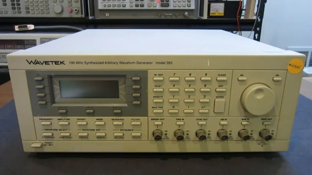 Wavetek Model 395 前面板