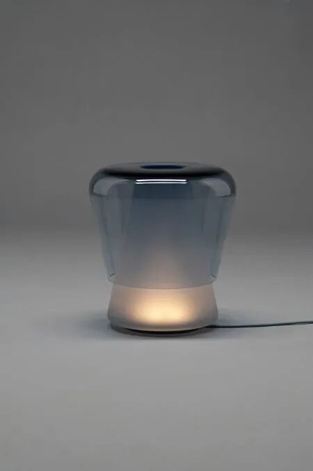 渐变蓝色透明玻璃灯罩台灯