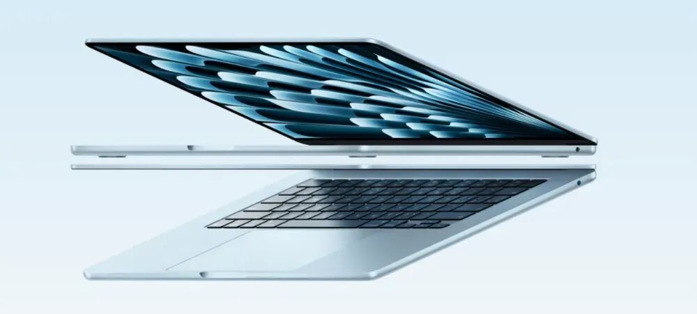 银色MacBook Air展示图