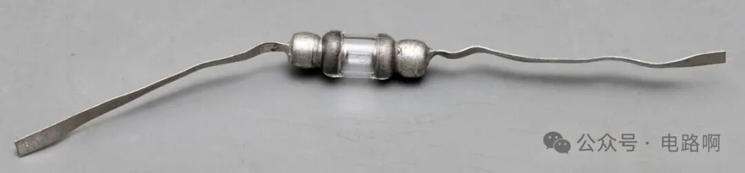 Д2Ж二极管整体外观