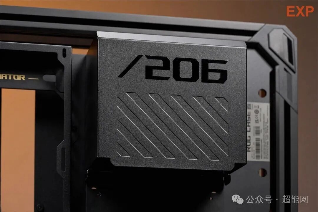 ROG GR20 机箱内部电源仓位置